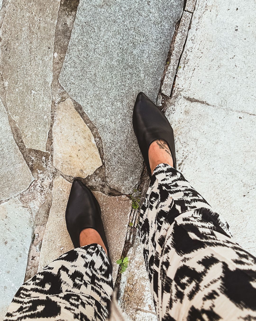 Leopard print mules shoes sale